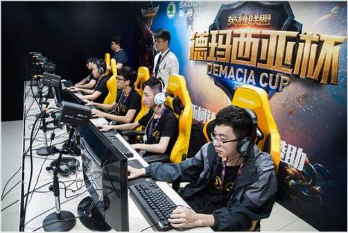 吸引更多的 吸引更多的